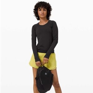 Lululemon black swiftly long sleeve size 4